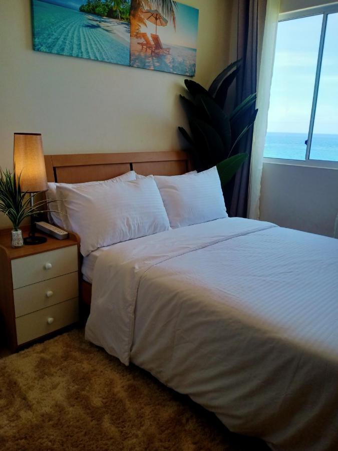 Condotel DC Dumaguete City Esterno foto
